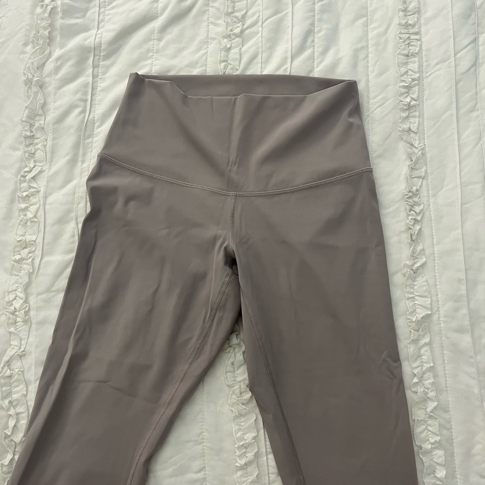 Lululemon leggings - light purple size 8